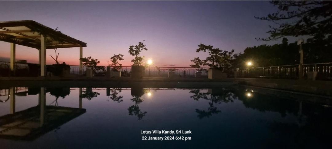 Lotus Villa Kandy Peradeniya Bagian luar foto