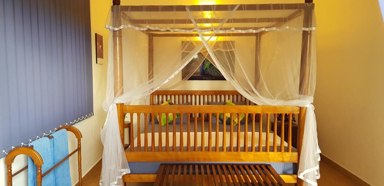 Lotus Villa Kandy Peradeniya Bagian luar foto