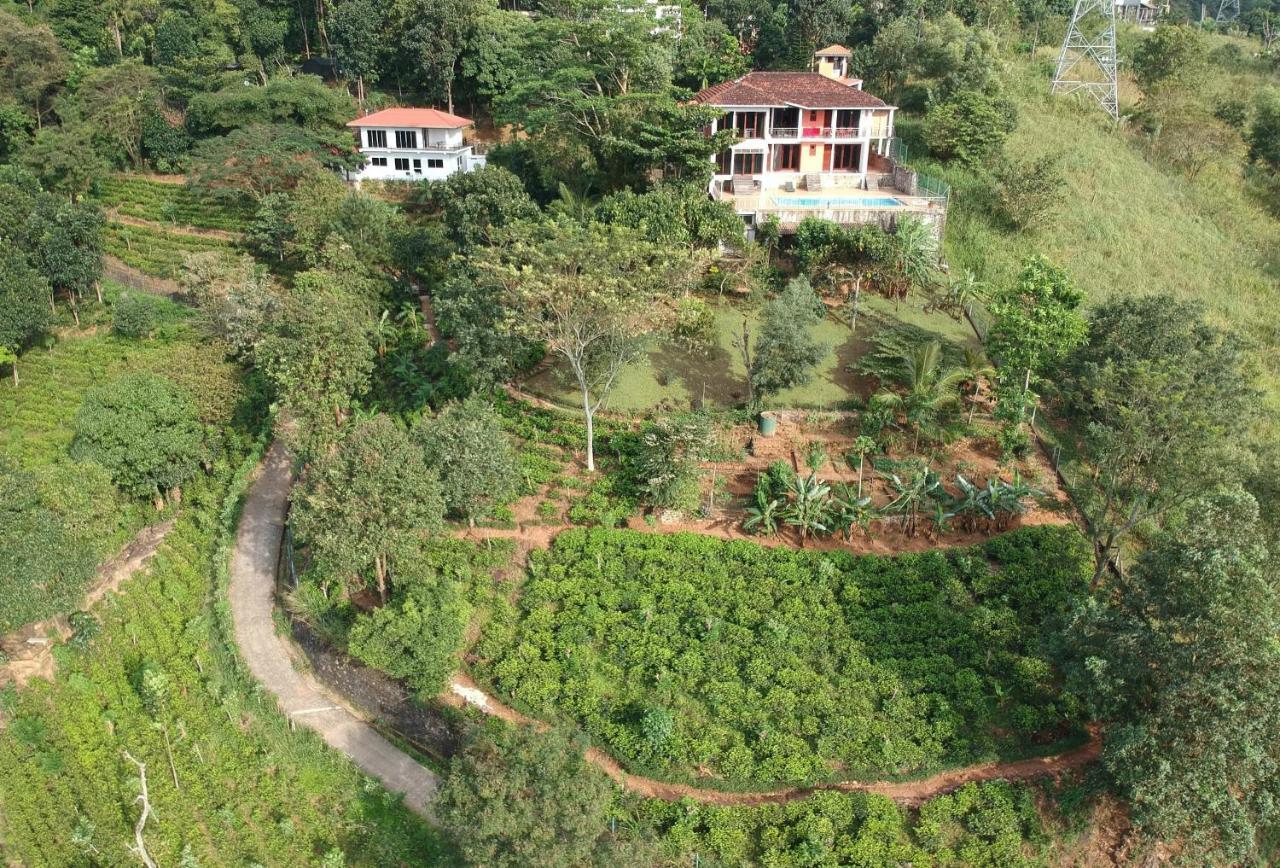 Lotus Villa Kandy Peradeniya Bagian luar foto